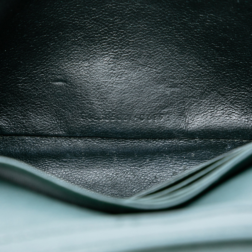 Pre-Loved Saint Laurent Quilted Lambskin Diamond Becky Chain Wallet - Picture 6 of 7